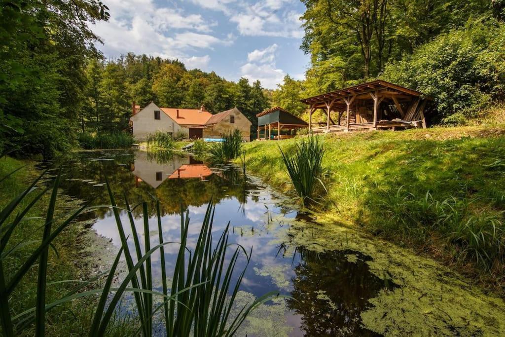Apartmany Stara Pradelna Novy Dvur エクステリア 写真