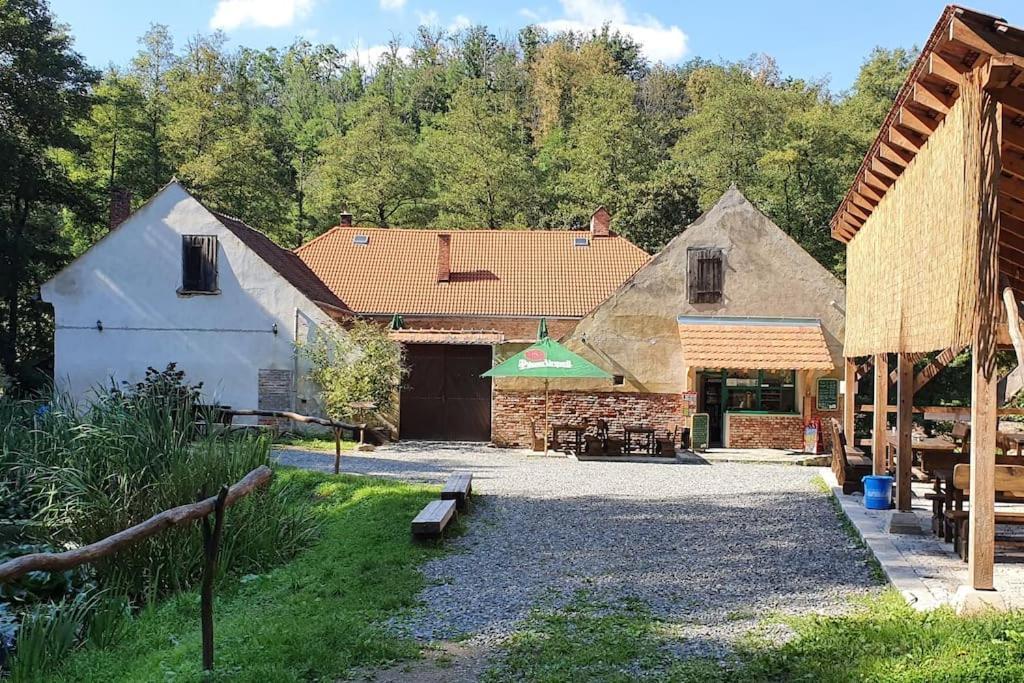 Apartmany Stara Pradelna Novy Dvur エクステリア 写真